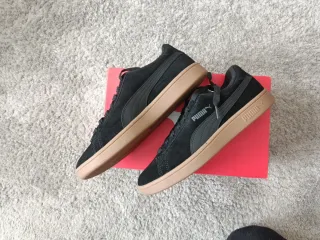 Zapatillas Puma Negras y Marrones