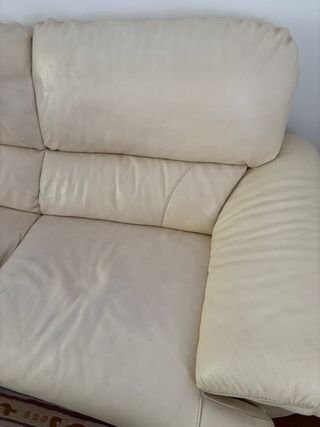 Sofá de 3 plazas de cuero beige