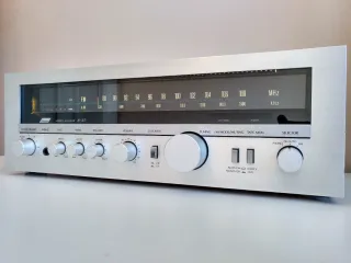 Sansui R-30 Receiver Amplificador