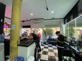 Traspaso Peluquería y Estética – Puente de Valleca