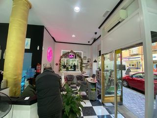 Traspaso Peluquería y Estética – Puente de Valleca