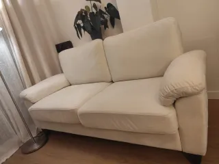 A+ Sofá de terciopelo beige