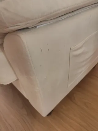 A+ Sofá de terciopelo beige