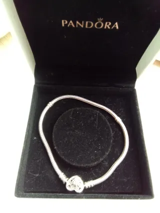 Pulsera Pandora Corazón Spiderman Disney con caja