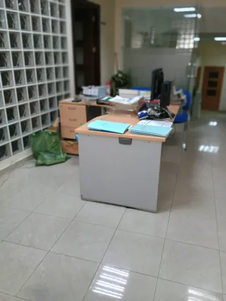 Mueble de oficina madera y metal