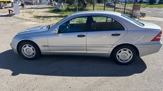 Mercedes-Benz Clase C 2003
