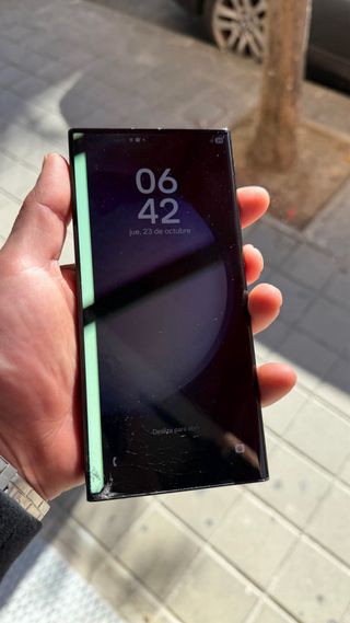 Samsung Galaxy S23 Ultra 256GB golpe en lapantall