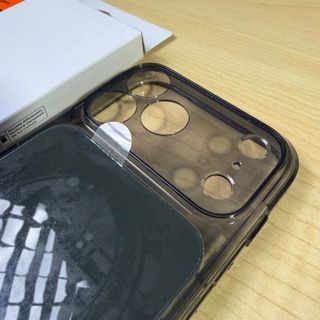 Funda Spigen Ultra Hybrid iPhone 6.9 (2025)