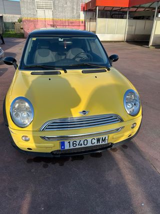 MINI Cooper 2004