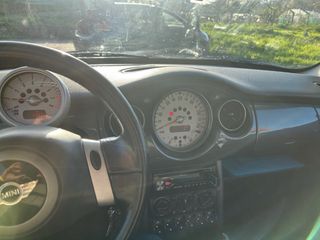 MINI Cooper 2004