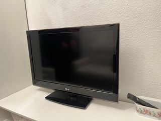 Televisión LG 32 pulgadas Negra