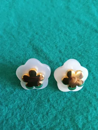 Pendientes vintage oro y resina flor