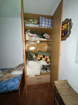 Armario de 2 puertas de madera