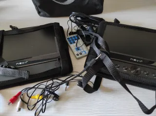 2 pantallas portátiles para el coche Nevir