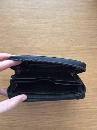 Monedero Guess Estampado