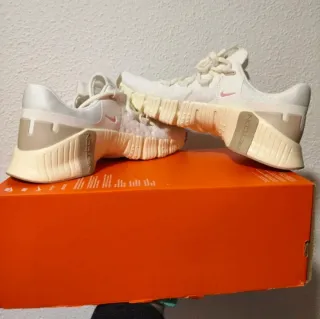 Nike Free Metcon 5 Talla 40.5