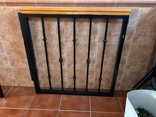 2 cancelas/puertas de hierro forjado