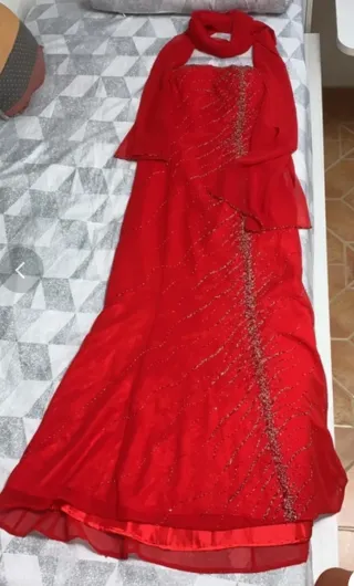 Vestido fiesta pedrería rojo