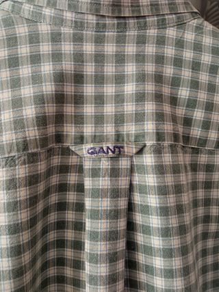 Çamisa Gant muy buena t s