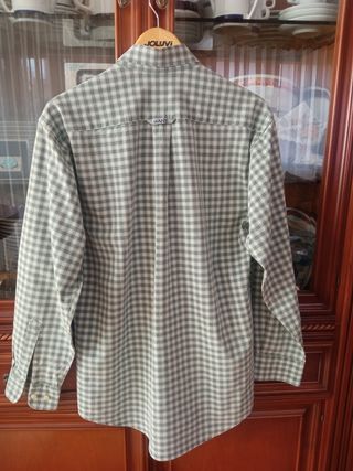 Çamisa Gant muy buena t s