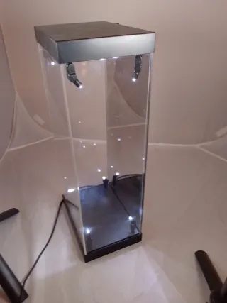 Vitrina 1/6 con luces LED