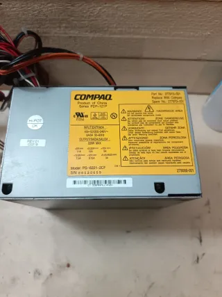 Fuente de Alimentación Compaq 220W