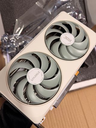 Intel Arc B580 SPARKLE ROC OC Ultra