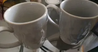 Conjunto 2 Canecas Cerâmica Bege/Cinza