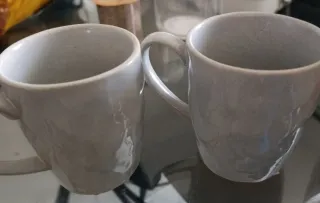 Conjunto 2 Canecas Cerâmica Bege/Cinza