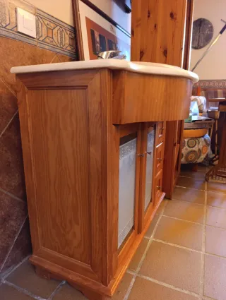 Mueble de baño madera con lavabo porcelana