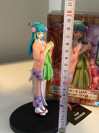 • Figura One Piece DXF Hiyori Kozuki Wano Vol.4