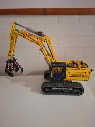 Excavadora LEGO Technic Amarilla