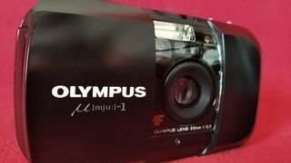 Olympus µ[mju:]-1 Cámara Analógica Compacta 35 mm