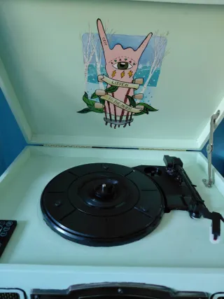 Tocadiscos marca Lauson Retro modelo CL106A