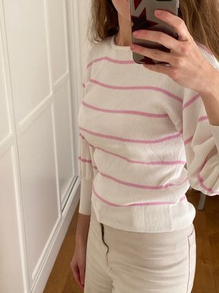 Jersey blanco rayas rosas mangas abullonadas