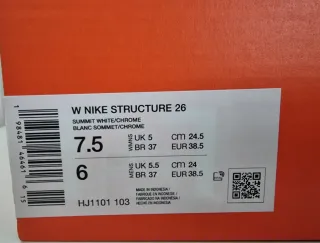 Nike Structure 26 Talla 38.5