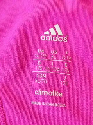 Top Desportivo marca Adidas (14-15 anos / 170 cm)