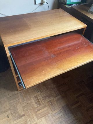 Escritorio madera 45x75x71 con bandeja teclado