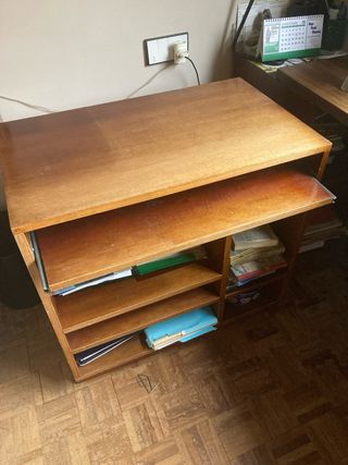 Escritorio madera 45x75x71 con bandeja teclado