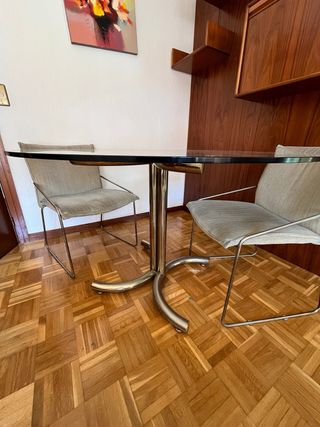Mesa cristal redonda + 3 sillas