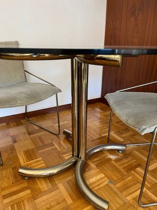 Mesa cristal redonda + 3 sillas