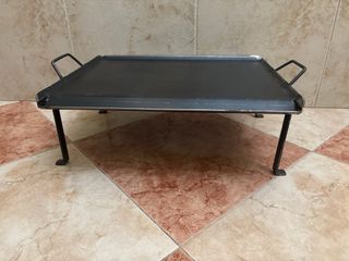 Ferro da stiro artigianale con piedi