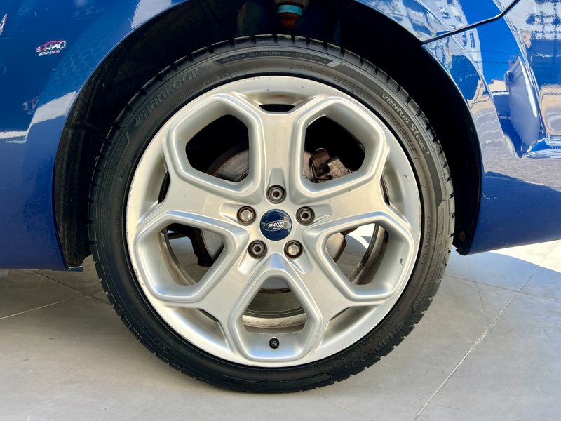 Ford Focus 2.0 Titanium 2010, foto 6