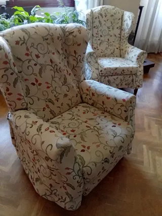 Pareja de sillones orejeros