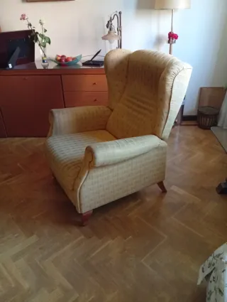 Pareja de sillones orejeros