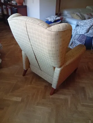 Pareja de sillones orejeros