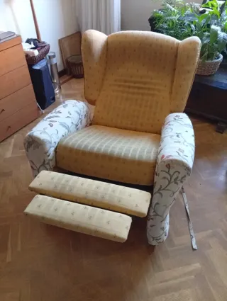 Pareja de sillones orejeros