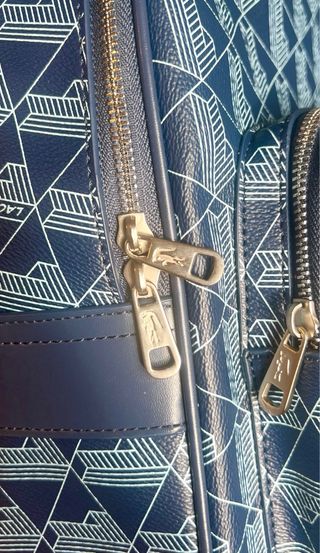 Mochila “ Lacoste “