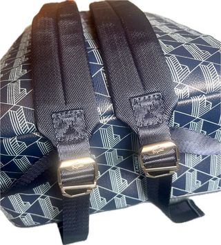 Mochila “ Lacoste “