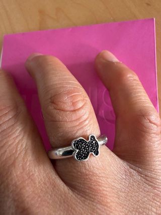 Anillo Tous Plata y Espinelas Negras